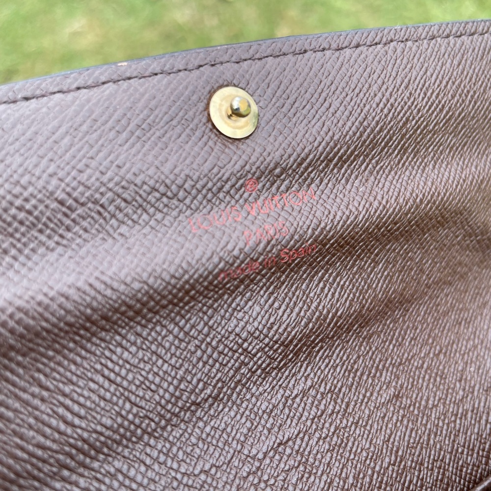 Authentic Louis Vuitton Sarah wallet - Picture 6 of 16